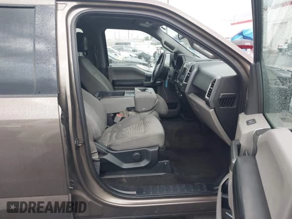 ✅ 2016 Ford F-150 XLT • VIN: 1FTEW1EP1GKE94965 • Lot: 43316627. Listed on IAAI with 144,964 mi. Free auction sales archive from the USA and detailed vehicle history report at DreamBid. Image 5.