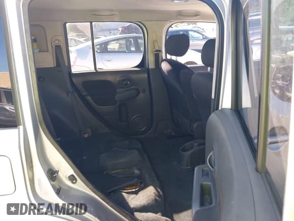 ✅ 2010 Nissan Cube S • VIN: JN8AZ2KR9AT169651 • Lot: 43578231. Listed on IAAI with 397,542 mi. Free auction sales archive from the USA and detailed vehicle history report at DreamBid. Image 8.