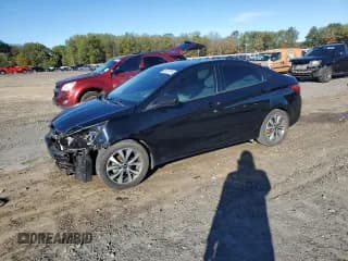 ✅ 2017 Hyundai Accent SE • VIN: KMHCT4AE9HU358168 • Лот: 80137194. Опубликован ранее на Copart с пробегом 86 511 миль. Бесплатный доступ к архиву аукционных продаж из США и подробный отчёт об истории автомобиля на DreamBid. Изображение 1.