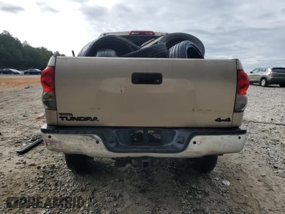 ✅ 2008 Toyota Tundra Limited • VIN: 5TBDV58198S520034 • Lot: 85902275. Listed on Copart with Not provided. Free auction sales archive from the USA and detailed vehicle history report at DreamBid. Image 6.