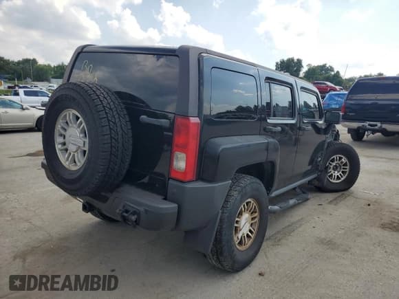 ✅ 2006 Hummer H3 • VIN: 5GTDN136868301675 • Лот: 68963795. Опубликован ранее на Copart с пробегом Не указан. Бесплатный доступ к архиву аукционных продаж из США и подробный отчёт об истории автомобиля на DreamBid. Изображение 3.