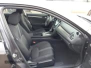 ✅ 2017 Honda Civic EX-T • VIN: 19XFC1F3XHE014094 • Lot: 43671358. Listed on IAAI with 129,993 mi. Free auction sales archive from the USA and detailed vehicle history report at DreamBid. Image 5.