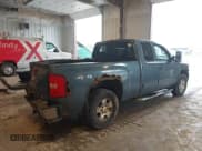 ✅ 2010 Chevrolet Silverado 1500 • VIN: 1GCYKSE28AZ105420 • Lot: 43363403. Wystawiony na IAAI z przebiegiem 241 531 mil. Bezpłatny archiwum sprzedaży aukcyjnych z USA i szczegółowy raport historii pojazdu na DreamBid. Zdjęcie 4.