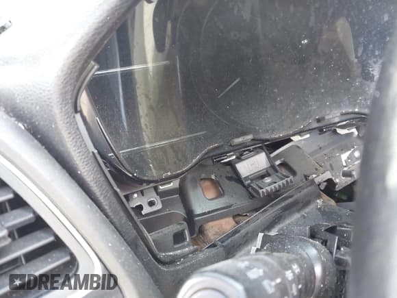 ✅ 2021 Honda HR-V EX-L • VIN: 3CZRU6H71MM701322 • Lot: 41853204. Listed on IAAI with 63,971 mi. Free auction sales archive from the USA and detailed vehicle history report at DreamBid. Image 7.