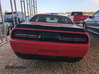 ✅ 2023 Dodge Challenger R/T • VIN: 2C3CDZBT9PH573678 • Lot: 72171174. Wystawiony na Copart z przebiegiem 35 517 mil. Bezpłatny archiwum sprzedaży aukcyjnych z USA i szczegółowy raport historii pojazdu na DreamBid. Zdjęcie 6.