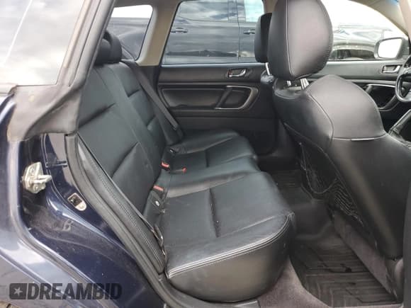 ✅ 2005 Subaru Legacy GT Limited • VIN: 4S3BP676154337827 • Лот: 78784804. Опубликован ранее на Copart с пробегом 123 757 миль. Бесплатный доступ к архиву аукционных продаж из США и подробный отчёт об истории автомобиля на DreamBid. Изображение 10.