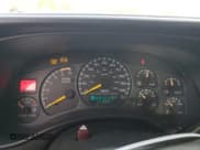 ✅ 2001 Chevrolet Silverado 2500HD LS • VIN: 1GCHC23G51F185241 • Lot: 57222815. Wystawiony na Copart z przebiegiem 144 007 mil. Bezpłatny archiwum sprzedaży aukcyjnych z USA i szczegółowy raport historii pojazdu na DreamBid. Zdjęcie 9.