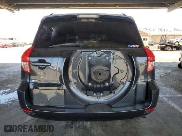 ✅ 2008 Toyota RAV4 Sport • VIN: JTMZD32V486055078 • Лот: 59717655. Опубликован ранее на Copart с пробегом 176 893 миль. Бесплатный доступ к архиву аукционных продаж из США и подробный отчёт об истории автомобиля на DreamBid. Изображение 6.