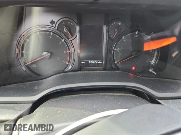 ✅ 2024 Toyota 4Runner SR5 • VIN: JTEMU5JR8R6224767 • Lot: 80702975. Listed on Copart with 18,672 mi. Free auction sales archive from the USA and detailed vehicle history report at DreamBid. Image 9.