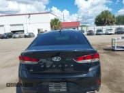 ✅ 2019 Hyundai Sonata SE • VIN: 5NPE24AF0KH779335 • Лот: 43294552. Опубликован ранее на IAAI с пробегом 134 313 миль. Бесплатный доступ к архиву аукционных продаж из США и подробный отчёт об истории автомобиля на DreamBid. Изображение 16.