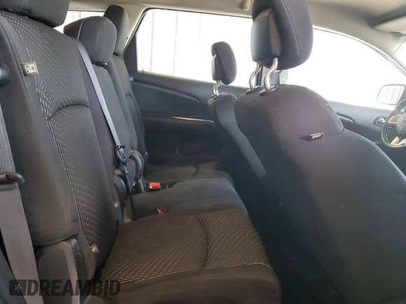 ✅ 2015 Dodge Journey American Value • VIN: 3C4PDCAB3FT556836 • Lot: 86071855. Wystawiony na Copart z przebiegiem 94 999 mil. Bezpłatny archiwum sprzedaży aukcyjnych z USA i szczegółowy raport historii pojazdu na DreamBid. Zdjęcie 11.