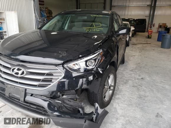 ✅ 2018 Hyundai Santa Fe 2.4L • VIN: 5NMZTDLB3JH107046 • Лот: 64106391. Опубликован ранее на Copart с пробегом 92 104 миль. Бесплатный доступ к архиву аукционных продаж из США и подробный отчёт об истории автомобиля на DreamBid. Изображение 9.
