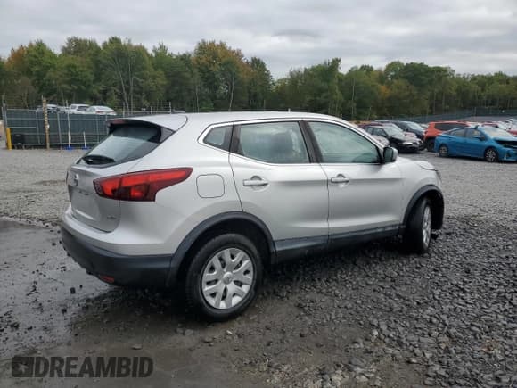 ✅ 2019 Nissan Rogue S • VIN: JN1BJ1CR2KW626254 • Lot: 81603815. Wystawiony na Copart z przebiegiem 108 828 mil. Bezpłatny archiwum sprzedaży aukcyjnych z USA i szczegółowy raport historii pojazdu na DreamBid. Zdjęcie 3.