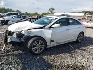 2011 Hyundai Sonata Limited с VIN 5NPEC4AB0BH303774, выставлен на аукционе Copart как лот 65797855 с пробегом 254 983 миль миль и Списание • Salvage title. История ставок и продаж доступна на DreamBid. Изображение 1.