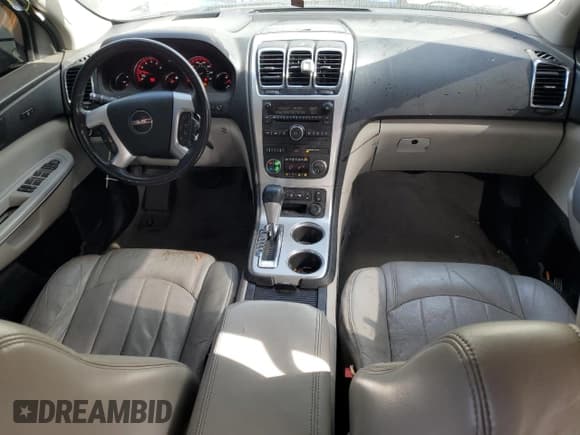 ✅ 2010 GMC Acadia SLT2 • VIN: 1GKLRNED6AJ102379 • Lot: 89676115. Wystawiony na Copart z przebiegiem 223 786 mil. Bezpłatny archiwum sprzedaży aukcyjnych z USA i szczegółowy raport historii pojazdu na DreamBid. Zdjęcie 8.