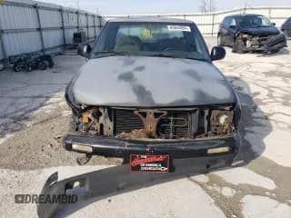 ✅ 1994 Chevrolet S-10 LS • VIN: 1GCCS1945RK167930 • Лот: 84844094. Опубликован ранее на Copart с пробегом 192 187 миль. Бесплатный доступ к архиву аукционных продаж из США и подробный отчёт об истории автомобиля на DreamBid. Изображение 5.
