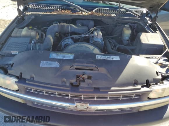 ✅ 2001 Chevrolet Silverado 1500 • VIN: 1GCEC14W81Z239407 • Lot: 86644515. Listed on Copart with 194,180 mi. Free auction sales archive from the USA and detailed vehicle history report at DreamBid. Image 11.