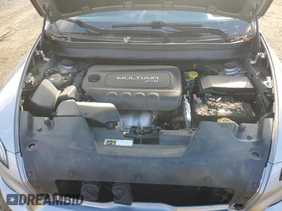 ✅ 2016 Jeep Cherokee Limited • VIN: 1C4PJMDB1GW225615 • Lot: 93391005. Listed on Copart with 132,974 mi. Free auction sales archive from the USA and detailed vehicle history report at DreamBid. Image 12.