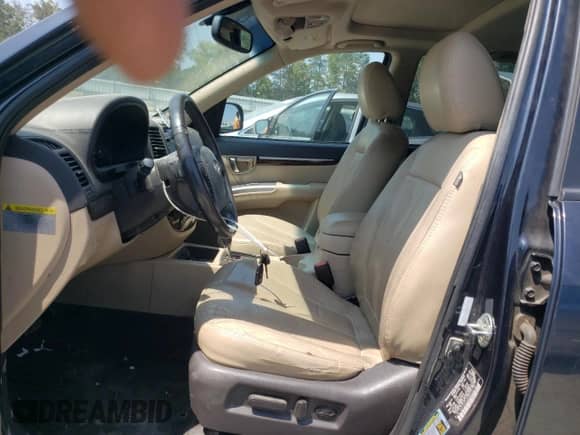 2011 Hyundai Santa Fe Limited с VIN 5XYZK4AG0BG056781, выставлен на аукционе Copart как лот 69202724 с пробегом 244 892 миль миль и Списание • Salvage title. История ставок и продаж доступна на DreamBid. Изображение 7.