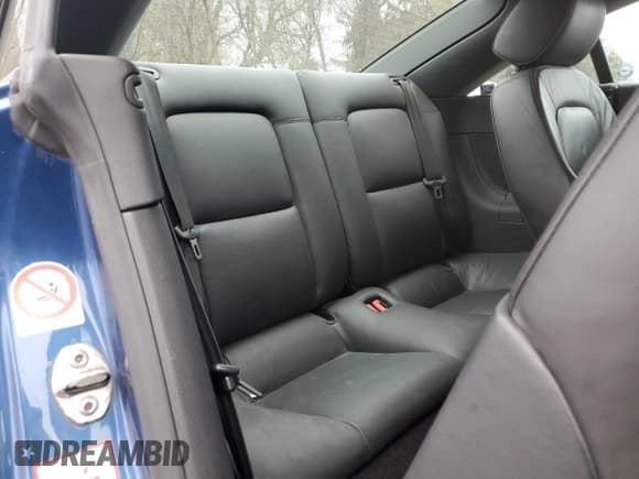 ✅ 2006 Audi TT • VIN: TRUWD28N561005696 • Lot: 81226524. Wystawiony na Copart z przebiegiem 87 023 mil. Bezpłatny archiwum sprzedaży aukcyjnych z USA i szczegółowy raport historii pojazdu na DreamBid. Zdjęcie 10.