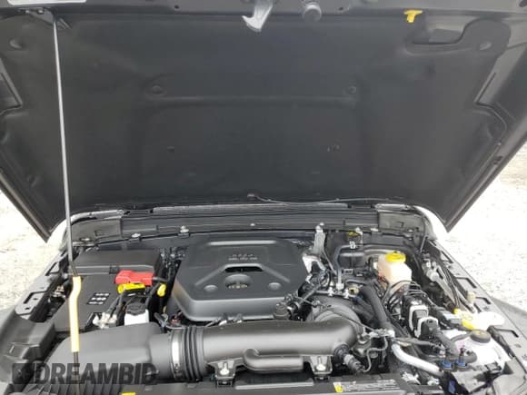 ✅ 2025 Jeep Wrangler Sahara • VIN: 1C4PJXEN0SW592086 • Лот: 59791885. Опубликован ранее на Copart с пробегом 1 124 миль. Бесплатный доступ к архиву аукционных продаж из США и подробный отчёт об истории автомобиля на DreamBid. Изображение 12.