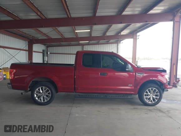 ✅ 2015 Ford F-150 XL • VIN: 1FTEX1CP1FFC30569 • Lot: 41836652. Wystawiony na IAAI z przebiegiem 126 443 mil. Bezpłatny archiwum sprzedaży aukcyjnych z USA i szczegółowy raport historii pojazdu na DreamBid. Zdjęcie 14.