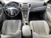 ✅ 2010 Hyundai Sonata GLS • VIN: 5NPET4AC3AH600061 • Lot: 67172515. Listed on Copart with 59,779 mi. Free auction sales archive from the USA and detailed vehicle history report at DreamBid. Image 8.