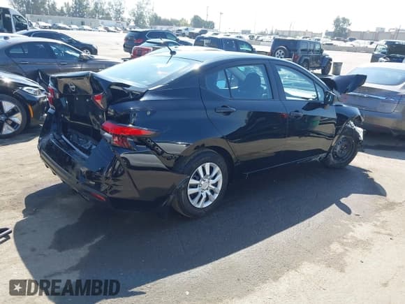 ✅ 2025 Nissan Versa S • VIN: 3N1CN8DV2SL823394 • Lot: 43229815. Wystawiony na IAAI z przebiegiem 3 488 mil. Bezpłatny archiwum sprzedaży aukcyjnych z USA i szczegółowy raport historii pojazdu na DreamBid. Zdjęcie 4.