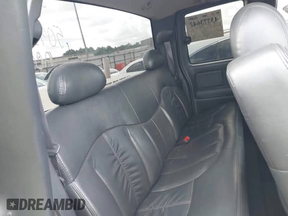 2000 Chevrolet Silverado 1500 LS с VIN 1GCEK19T6YE349746, выставлен на аукционе IAAI как лот 43273642 с пробегом 179 314 миль миль и . История ставок и продаж доступна на DreamBid. Изображение 8.