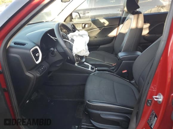 ✅ 2022 Hyundai Venue SEL • VIN: KMHRC8A33NU202851 • Lot: 84645765. Listed on Copart with 49,839 mi. Free auction sales archive from the USA and detailed vehicle history report at DreamBid. Image 7.