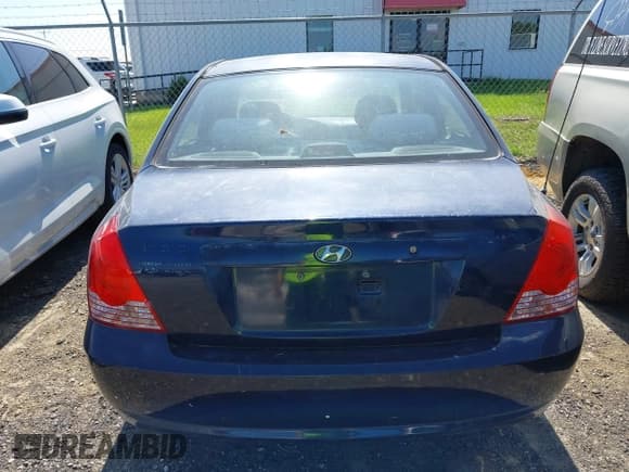 ✅ 2005 Hyundai Elantra GLS • VIN: KMHDN46D15U144091 • Lot: 42460609. Wystawiony na IAAI z przebiegiem 178 523 mil. Bezpłatny archiwum sprzedaży aukcyjnych z USA i szczegółowy raport historii pojazdu na DreamBid. Zdjęcie 16.
