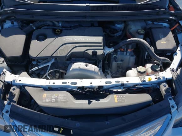 ✅ 2018 Chevrolet Volt LT • VIN: 1G1RC6S51JU139597 • Lot: 42885318. Wystawiony na IAAI z przebiegiem 65 635 mil. Bezpłatny archiwum sprzedaży aukcyjnych z USA i szczegółowy raport historii pojazdu na DreamBid. Zdjęcie 10.