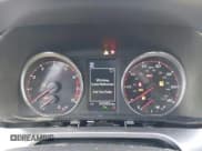 ✅ 2017 Toyota RAV4 SE • VIN: JTMJFREV7HJ709543 • Lot: 41355727. Wystawiony na IAAI z przebiegiem 54 585 mil. Bezpłatny archiwum sprzedaży aukcyjnych z USA i szczegółowy raport historii pojazdu na DreamBid. Zdjęcie 7.