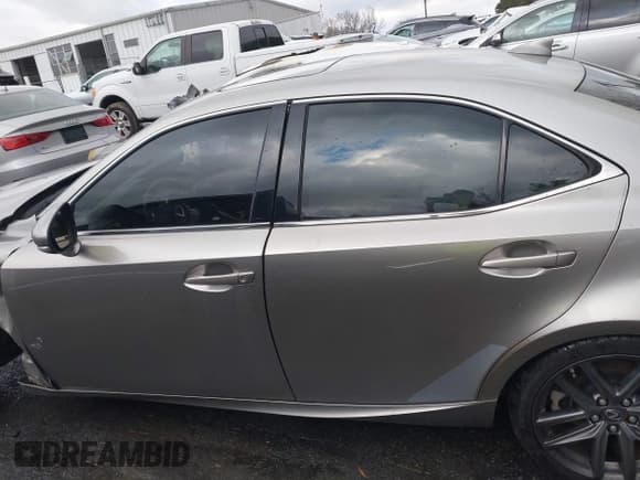 ✅ 2016 Lexus IS 350 • VIN: JTHBE1D22G5025926 • Лот: 41215832. Опубликован ранее на IAAI с пробегом 134 372 миль. Бесплатный доступ к архиву аукционных продаж из США и подробный отчёт об истории автомобиля на DreamBid. Изображение 14.