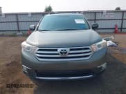 ✅ 2011 Toyota Highlander Limited • VIN: 5TDDK3EH5BS065406 • Lot: 43153585. Listed on IAAI with 218,493 mi. Free auction sales archive from the USA and detailed vehicle history report at DreamBid. Image 13.