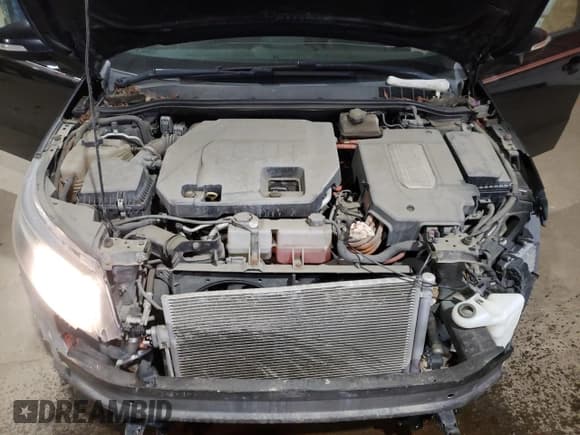 ✅ 2012 Chevrolet Volt • VIN: 1G1RD6E40CU101409 • Lot: 84819404. Wystawiony na Copart z przebiegiem 198 254 mil. Bezpłatny archiwum sprzedaży aukcyjnych z USA i szczegółowy raport historii pojazdu na DreamBid. Zdjęcie 11.