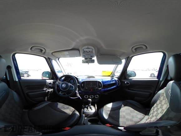 ✅ 2019 FIAT 500L Pop • VIN: ZFBNFAAH1KZ041673 • Lot: 42044963. Listed on IAAI with 82,857 mi. Free auction sales archive from the USA and detailed vehicle history report at DreamBid. Image 18.