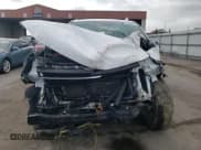 ✅ 2022 Chevrolet Suburban Premier • VIN: 1GNSKFKD2NR158954 • Lot: 73756214. Wystawiony na Copart z przebiegiem Nie podano. Bezpłatny archiwum sprzedaży aukcyjnych z USA i szczegółowy raport historii pojazdu na DreamBid. Zdjęcie 5.