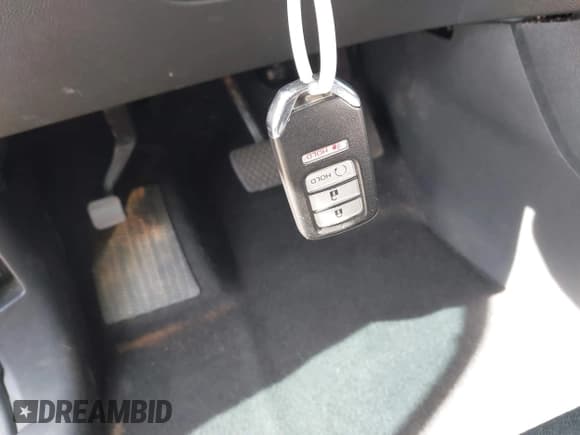 ✅ 2019 Honda Ridgeline Sport • VIN: 5FPYK2F12KB007990 • Lot: 41828709. Listed on IAAI with 67,736 mi. Free auction sales archive from the USA and detailed vehicle history report at DreamBid. Image 11.