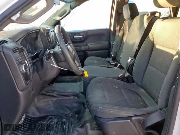 ✅ 2019 GMC Sierra 1500 • VIN: 3GTP8AEF1KG101184 • Лот: 85574615. Опубликован ранее на Copart с пробегом 141 697 миль. Бесплатный доступ к архиву аукционных продаж из США и подробный отчёт об истории автомобиля на DreamBid. Изображение 7.