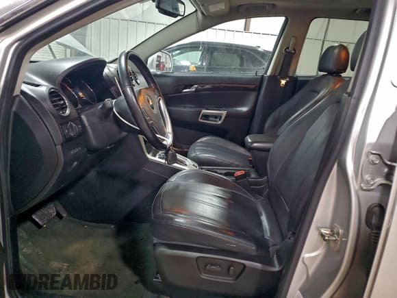 ✅ 2014 Chevrolet Captiva Sport LT • VIN: 3GNAL3EK9ES506618 • Lot: 94296805. Wystawiony na Copart z przebiegiem 70 687 mil. Bezpłatny archiwum sprzedaży aukcyjnych z USA i szczegółowy raport historii pojazdu na DreamBid. Zdjęcie 7.