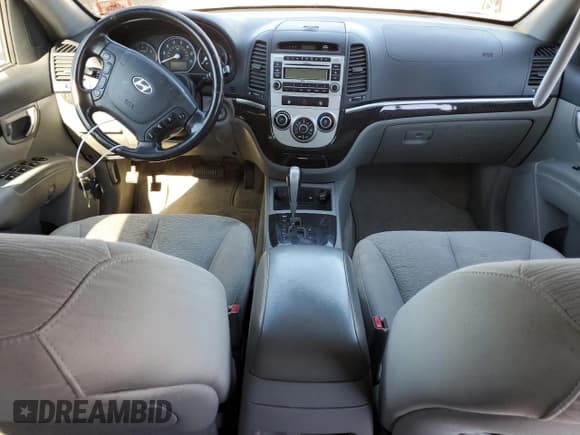 ✅ 2007 Hyundai Santa Fe SE • VIN: 5NMSH73E97H077591 • Lot: 75204884. Listed on Copart with 252,055 mi. Free auction sales archive from the USA and detailed vehicle history report at DreamBid. Image 8.