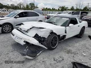 1993 Chevrolet Corvette с VIN 1G1YY23P0P5118328, выставлен на аукционе Copart как лот 65323005 с пробегом 23 743 миль миль и На запчасти • Non repairable. История ставок и продаж доступна на DreamBid. Изображение 1.