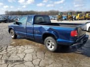 ✅ 2000 Chevrolet S-10 LS • VIN: 1GCCS1943Y8183765 • Лот: 86259664. Опубликован ранее на Copart с пробегом 187 095 миль. Бесплатный доступ к архиву аукционных продаж из США и подробный отчёт об истории автомобиля на DreamBid. Изображение 2.