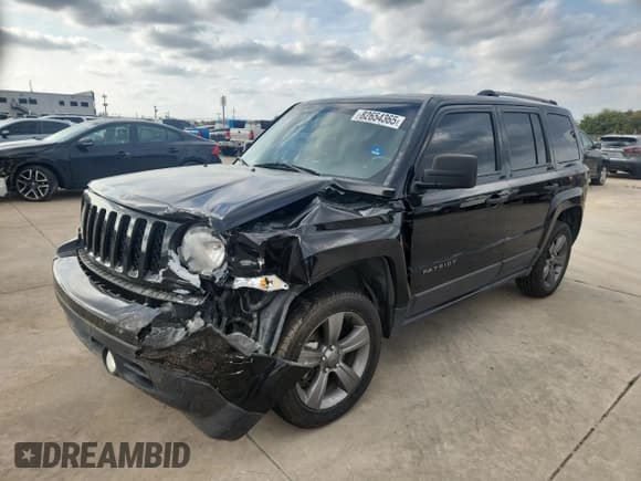 ✅ 2016 Jeep Patriot Sport SE • VIN: 1C4NJPBA8GD748810 • Lot: 82654365. Wystawiony na Copart z przebiegiem 113 030 mil. Bezpłatny archiwum sprzedaży aukcyjnych z USA i szczegółowy raport historii pojazdu na DreamBid. Zdjęcie 1.