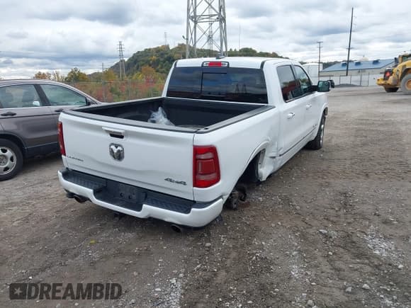 ✅ 2019 Ram 1500 Limited • VIN: 1C6SRFHT6KN765095 • Lot: 43543782. Listed on IAAI with 67,527 mi. Free auction sales archive from the USA and detailed vehicle history report at DreamBid. Image 4.