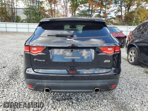 ✅ 2017 Jaguar F-Pace 35t Premium • VIN: SADCJ2BV9HA095134 • Lot: 86145205. Wystawiony na Copart z przebiegiem 95 636 mil. Bezpłatny archiwum sprzedaży aukcyjnych z USA i szczegółowy raport historii pojazdu na DreamBid. Zdjęcie 6.