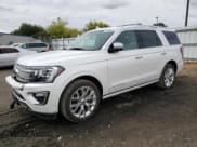 ✅ 2019 Ford Expedition Platinum • VIN: 1FMJU1MT6KEA85012 • Lot: 81583045. Wystawiony na Copart z przebiegiem 49 849 mil. Bezpłatny archiwum sprzedaży aukcyjnych z USA i szczegółowy raport historii pojazdu na DreamBid. Zdjęcie 1.
