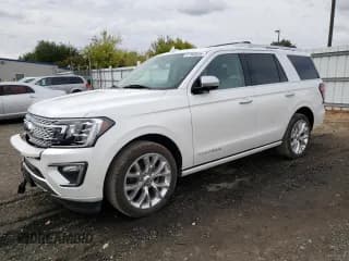 ✅ 2019 Ford Expedition Platinum • VIN: 1FMJU1MT6KEA85012 • Lot: 81583045. Wystawiony na Copart z przebiegiem 49 849 mil. Bezpłatny archiwum sprzedaży aukcyjnych z USA i szczegółowy raport historii pojazdu na DreamBid. Zdjęcie 1.