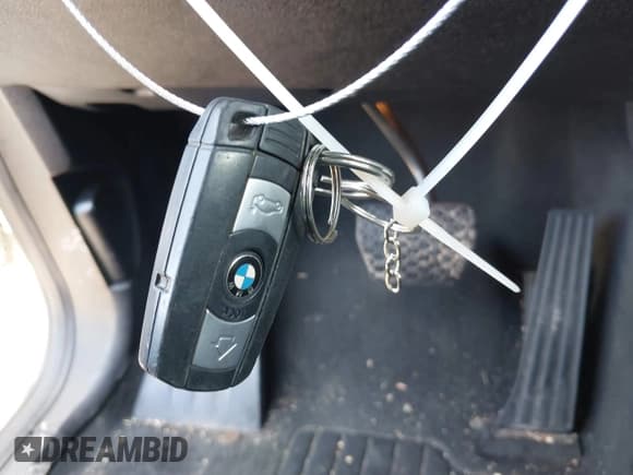 ✅ 2013 BMW X6 xDrive35i • VIN: 5UXFG2C55DL785465 • Lot: 42389520. Listed on IAAI with 116,671 mi. Free auction sales archive from the USA and detailed vehicle history report at DreamBid. Image 11.